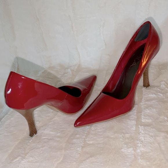 MIA Red Tapered Heel - Picture 5 of 7